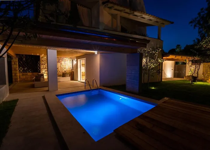 Art - Small Luxury Of The World (adults Only) 5*