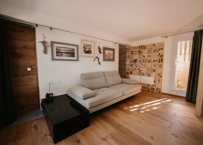 Art - Small Luxury Of The World (adults Only) 利卡斯戴勒