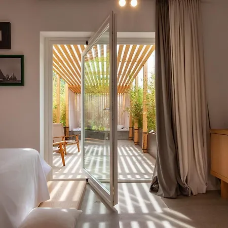 Art - Small Luxury Of The World (adults Only) 5*