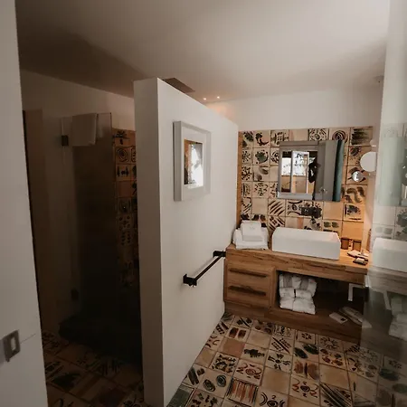 Art - Small Luxury Of The World (adults Only) 5* Le Castella