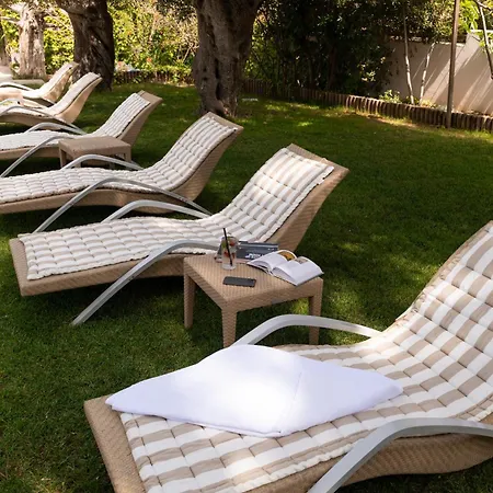 Art - Small Luxury Of The World (adults Only) Le Castella