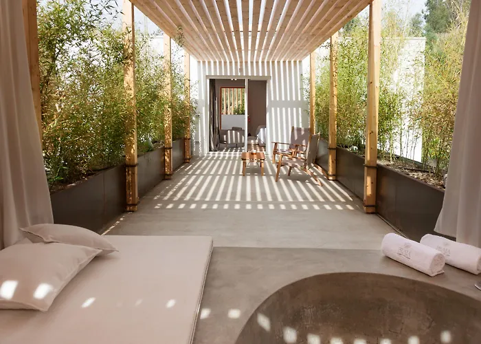 Art - Small Luxury Of The World (adults Only) 5*